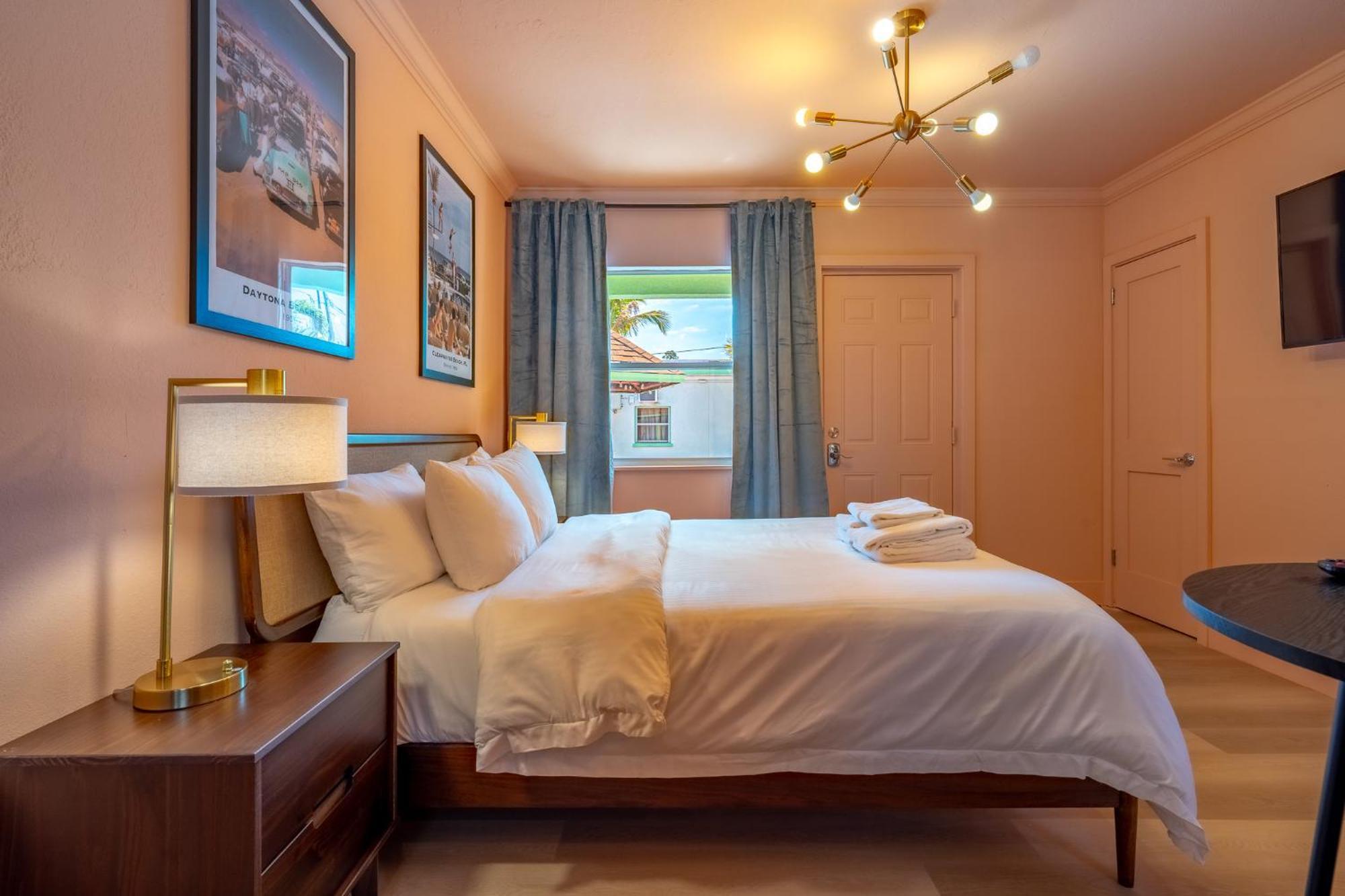 Monaco Vacation Rentals Клиъруотър Бийч Екстериор снимка
