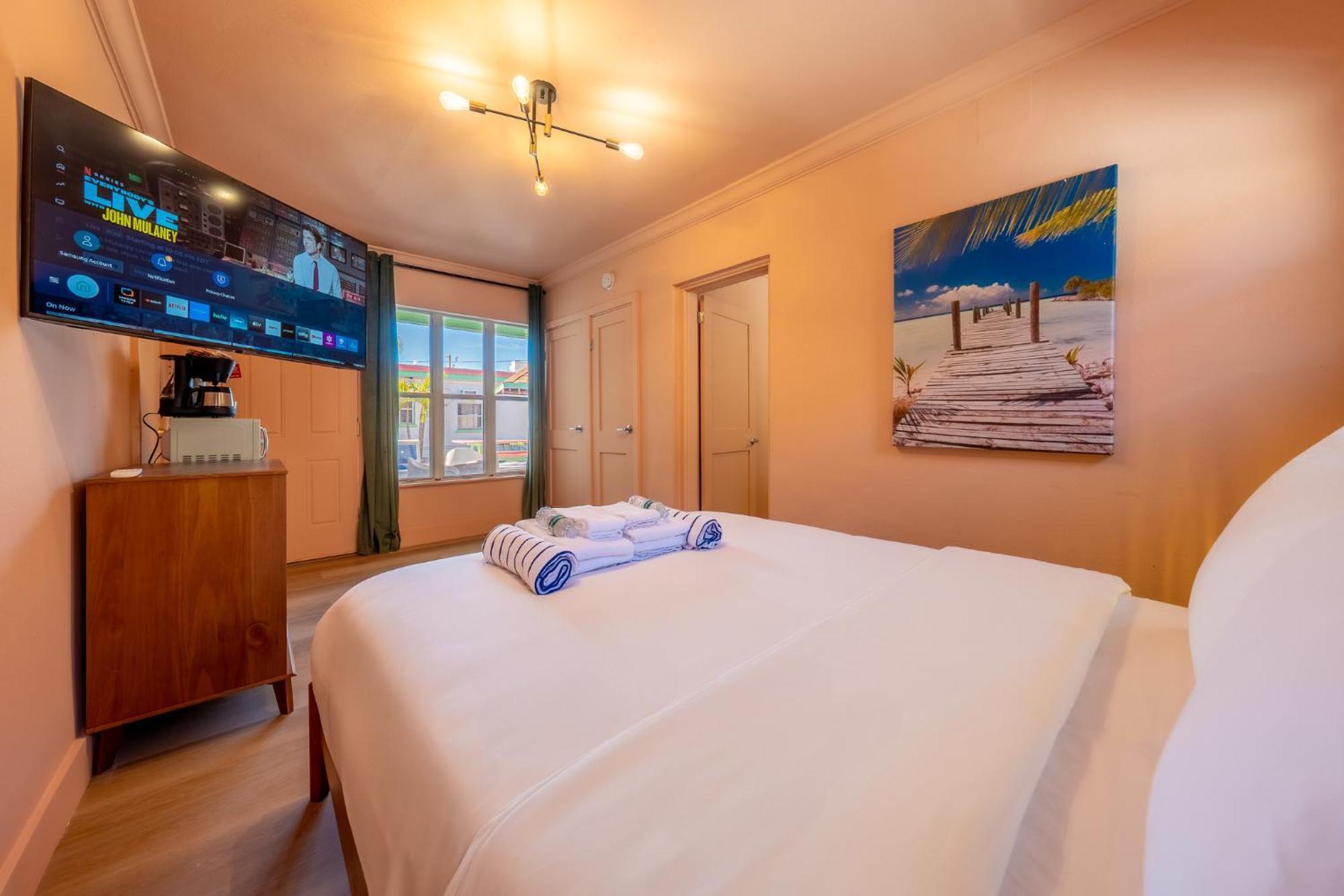 Monaco Vacation Rentals Клиъруотър Бийч Екстериор снимка