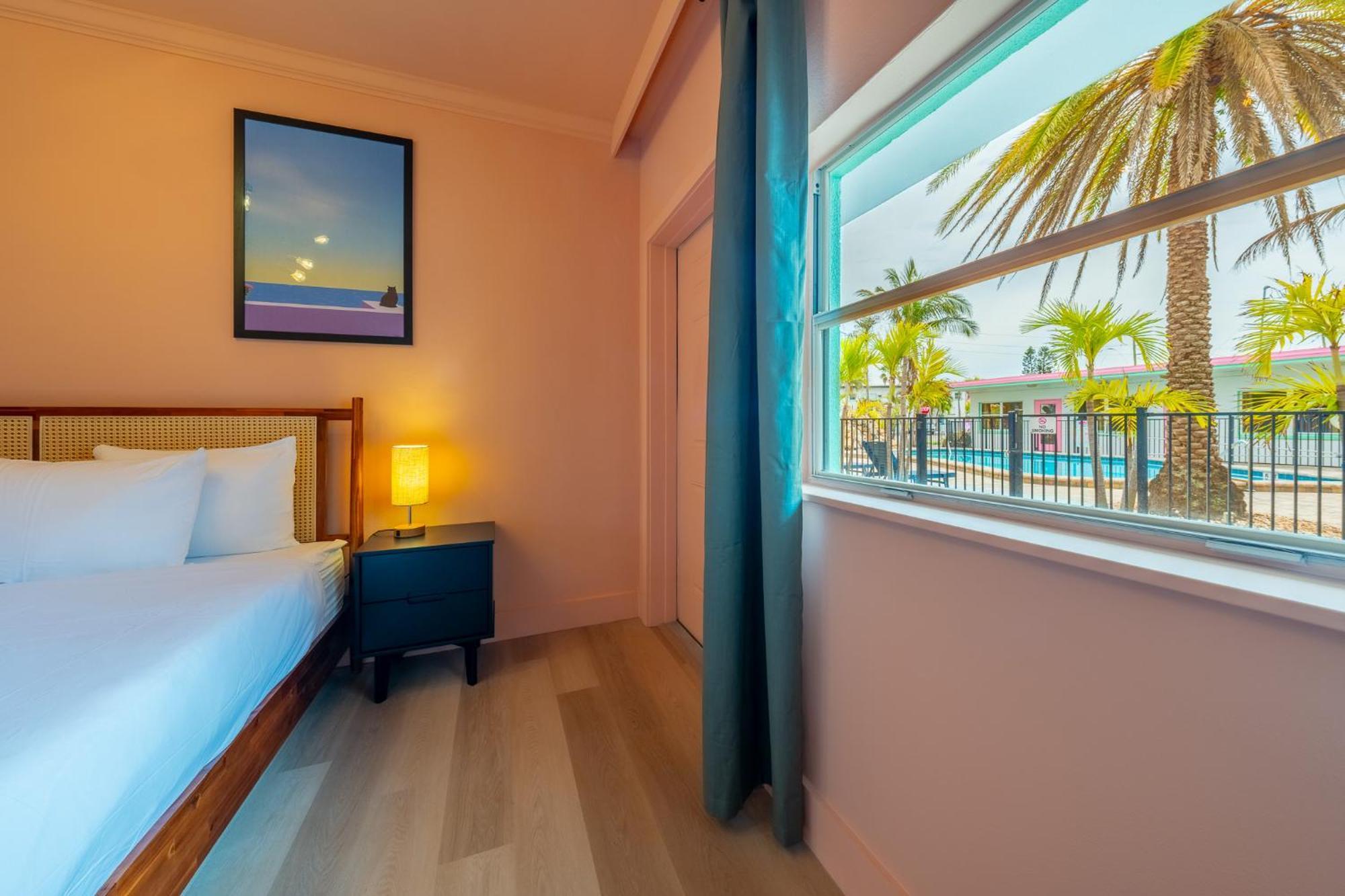 Monaco Vacation Rentals Клиъруотър Бийч Екстериор снимка